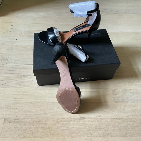 Steve Madden Women’s Heels size 6.5 - Picture 5 of 13